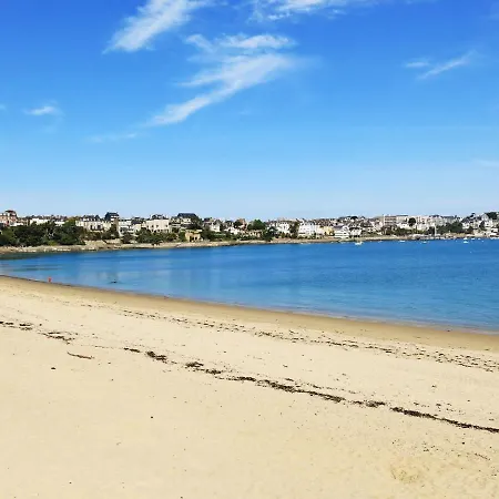 Les Bouvreuils By Interhome * La Richardais